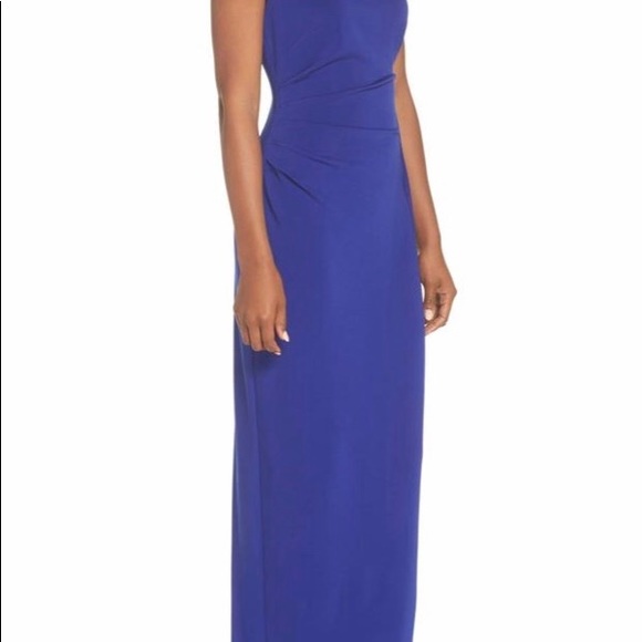 Vince Camuto Off-the-shoulder Floor Length Gown - Picture 3 of 5